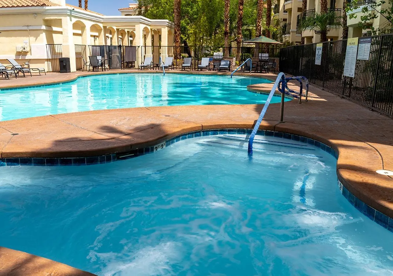 5 Airport Hotels In Lungarno del Tempio That Stand Out