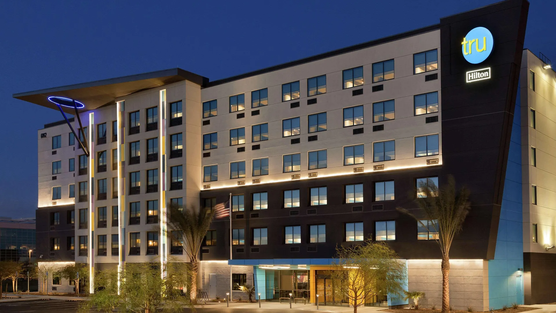 4 Budget Hotels South of the Las Vegas Strip Worth Booking