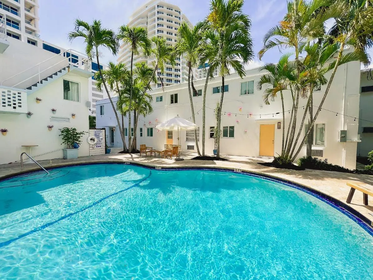 Where to Stay in Fort Lauderdale Beach: 5 Best 4-Star Hotels