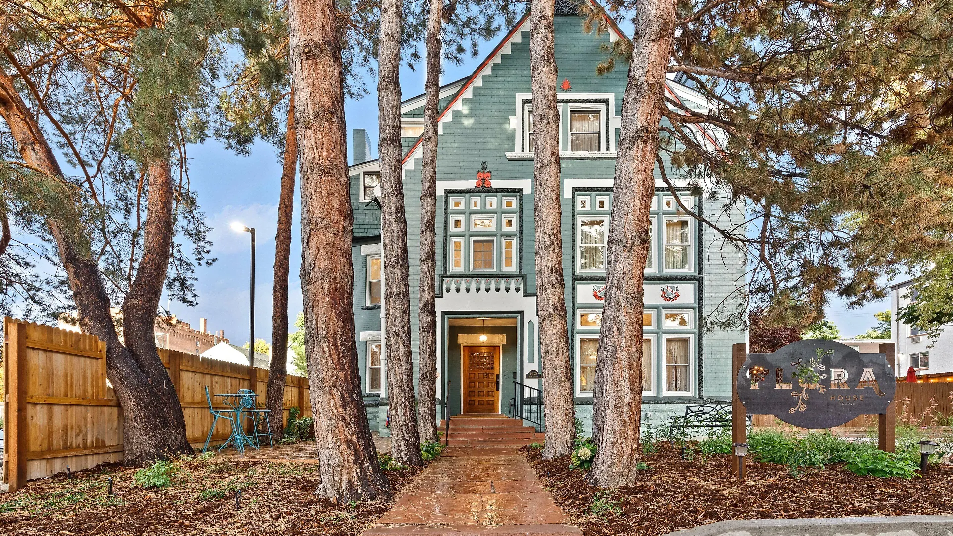 4 Central Denver Hotels Near the Art Museum Worth Booking