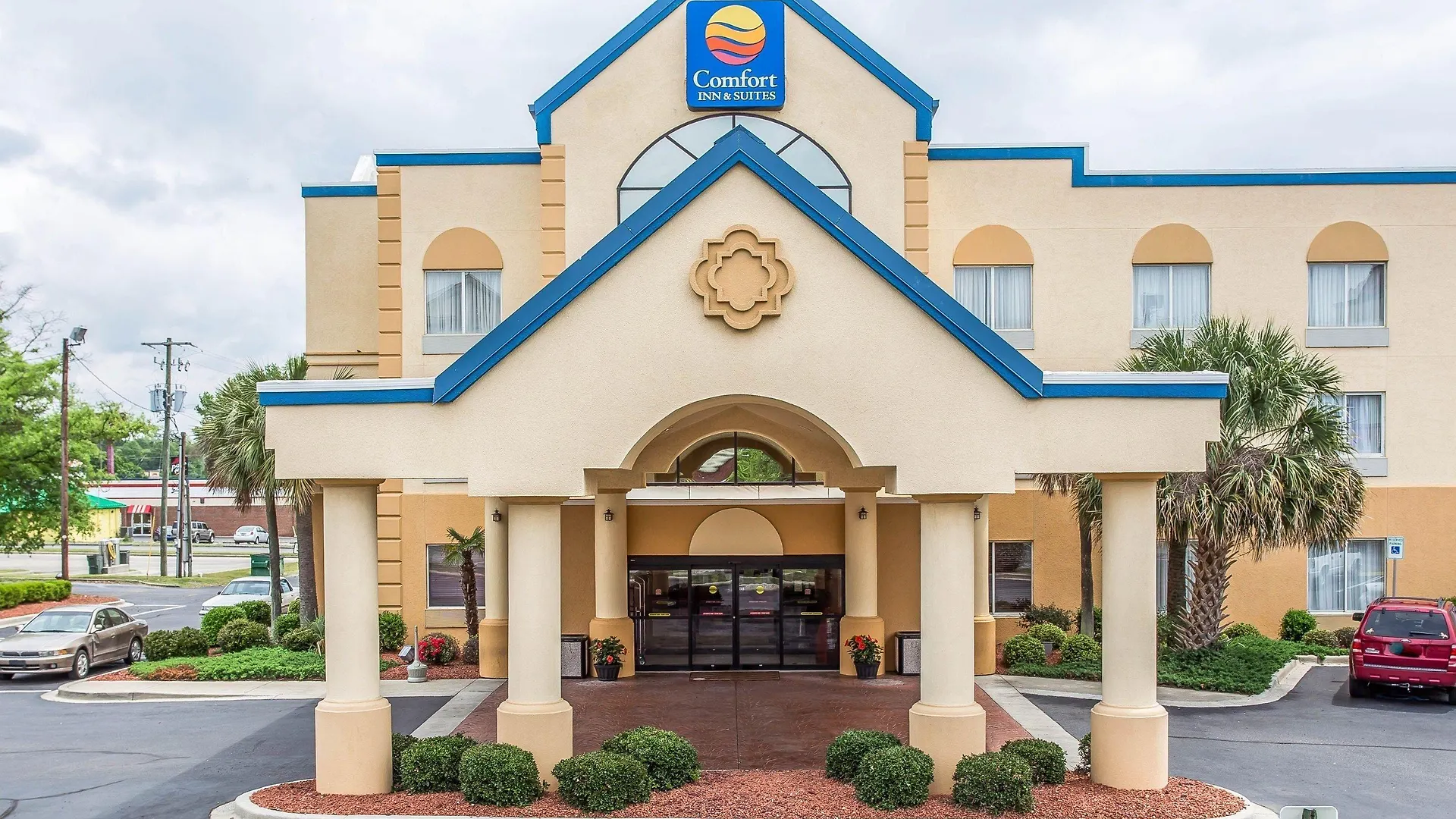 Where to Stay Near Columbia Museum of Art: 5 Best 3-Star Hotels