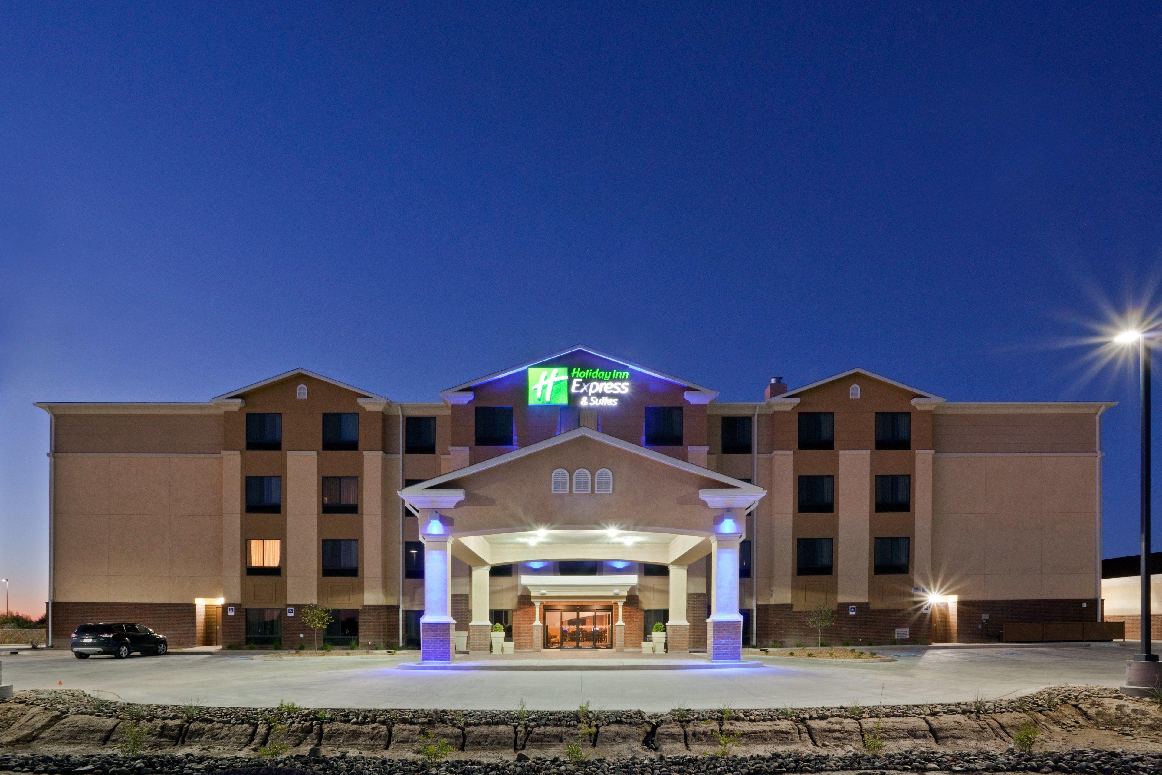 15 Best Family-Friendly Hotels in New Mexico