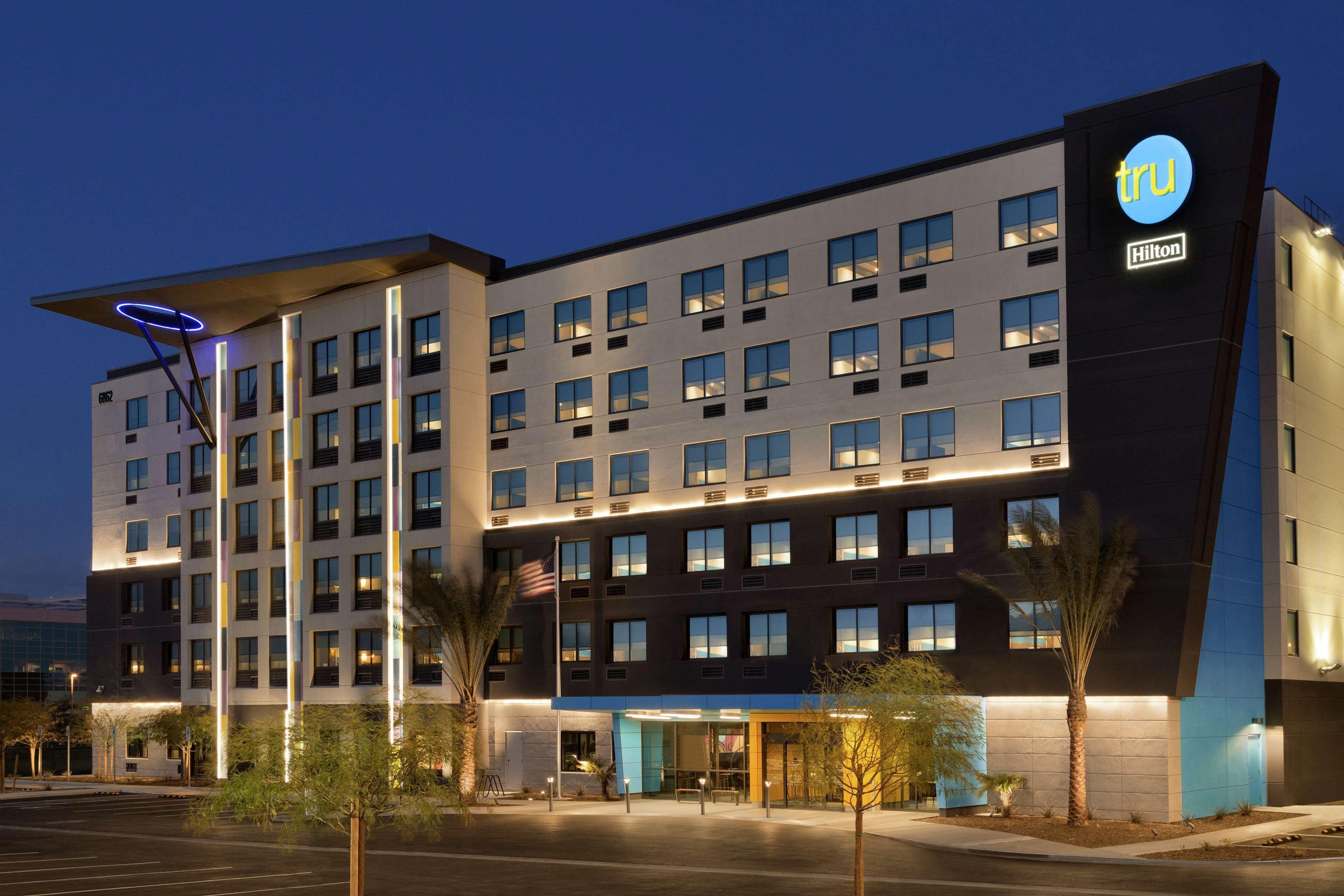 4 Budget Hotels South of the Las Vegas Strip Worth Booking