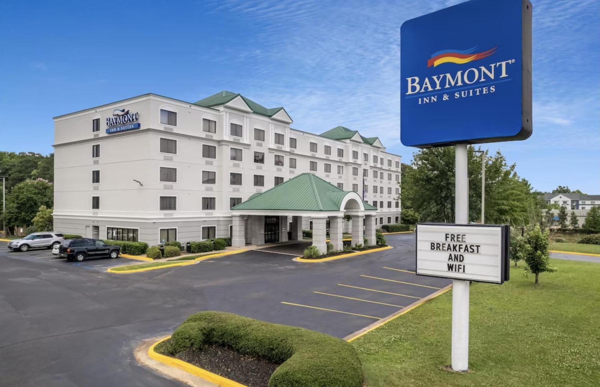 5 Top 3-Star Hotels Near Museum of Natural Science Jackson